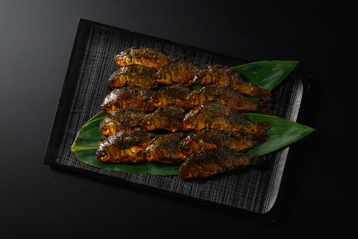 古河名物　鮒甘露煮（610g）～味一筋真心こめて～ | 鮒の甘露煮 鮒 ふな フナ 甘露煮 かんろ煮 ご飯のお供 おかず つまみ 惣菜 魚 肴 国産 人気 おすすめ 取り寄せ お取り寄せ グルメ 惣菜 おせち 御節 お節 名物 お土産 ギフト 贈答 贈り物 プレゼント 父の日 お中元 お歳暮 御歳暮 古河ブランド認証品 百年フード 茨城県 古河市 直送 店舗直送 送料無料 _BC01