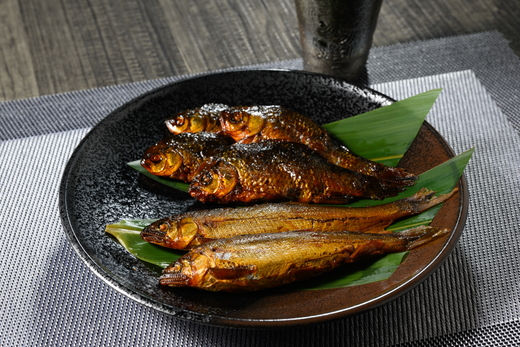 遊水地 鮒甘露煮 (305g)・子持ち鮎 (4尾) の甘露煮詰合せ ～味一筋真心こめて～ | 鮒の甘露煮 鮒 フナ ふな 鮎の甘露煮 鮎 アユ あゆ 甘い 甘露煮 かんろに カンロニ ご飯のお供 贈答 ギフト 茨城県 古河市 百年フード _BC12