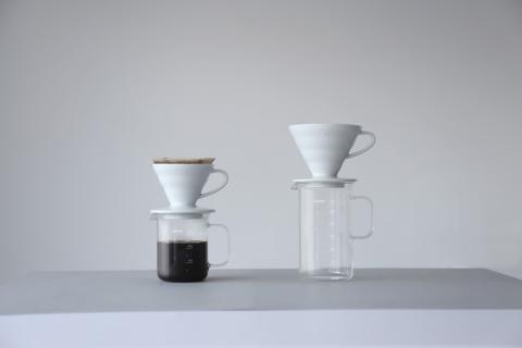 HARIO ビーカーサーバー 300ml［BV-300］｜ハリオ 耐熱 ガラス 食器 器 キッチン 日用品 キッチン用品 日本製 おしゃれ かわいい コーヒー サーバー 計量カップ 電子レンジ可 ビーカー_EB30