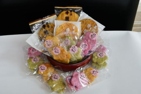 炭火手焼きせんべい はなももせんべい たまりせんべい詰合せ ※着日指定不可 | 菓子 お菓子 おかし おやつ 和菓子 せんべい 煎餅 _DU01