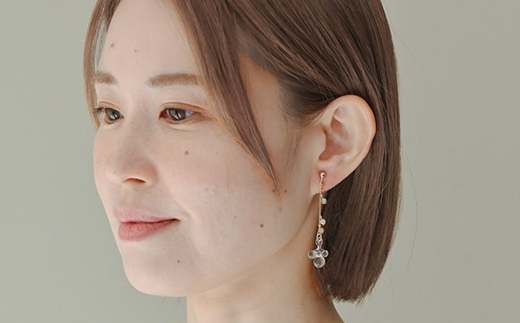 HARIO tane イヤリング 雨氷 [HATN-UH-E-NF]｜耐熱 ガラス アクセサリー HARIO ハリオ 職人 繊細 フォーマル カジュアル きれいめ おしゃれ かわいい 20代 30代 40代 贈答 プレゼント ギフト 贈り物 お祝 ご褒美 記念品 _FU62　※離島への配送不可