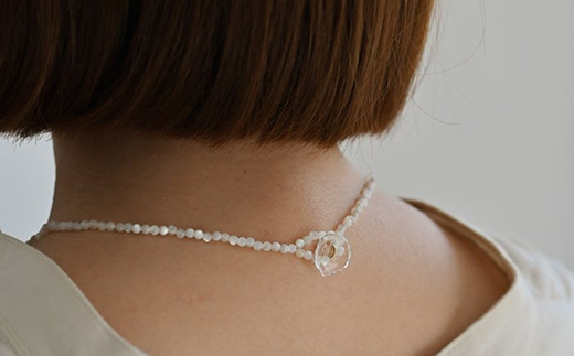 HARIO tane ネックレス 木枯 シェル [HATN-KS-N]｜耐熱 ガラス アクセサリー HARIO ハリオ 職人 繊細 フォーマル カジュアル きれいめ おしゃれ かわいい 20代 30代 40代 贈答 プレゼント ギフト 贈り物 お祝 ご褒美 記念品 _FU68　※離島への配送不可