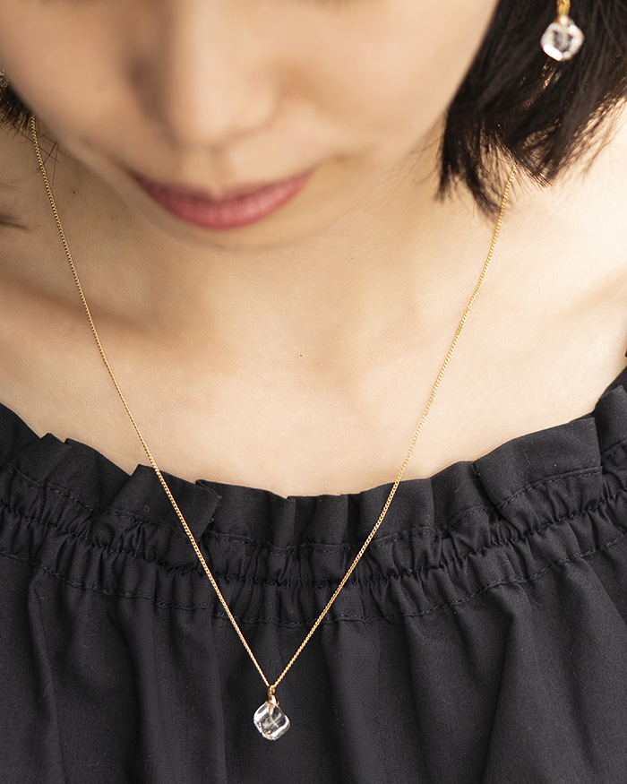 HARIO ネックレス メルティーキューブ［HAA-MC-001N］ ※離島への配送不可｜耐熱 ガラス アクセサリー ハリオ ランプワークファクトリー 職人 繊細 フォーマル カジュアル きれいめ おしゃれ 20代 30代 40代_FM11