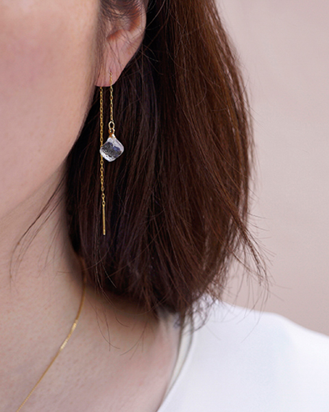 HARIO ピアス メルティーキューブ［HAA-MC-002P］ ※離島への配送不可｜耐熱 ガラス アクセサリー ハリオ ランプワークファクトリー 職人 繊細 フォーマル カジュアル きれいめ おしゃれ 20代 30代 40代_FM12