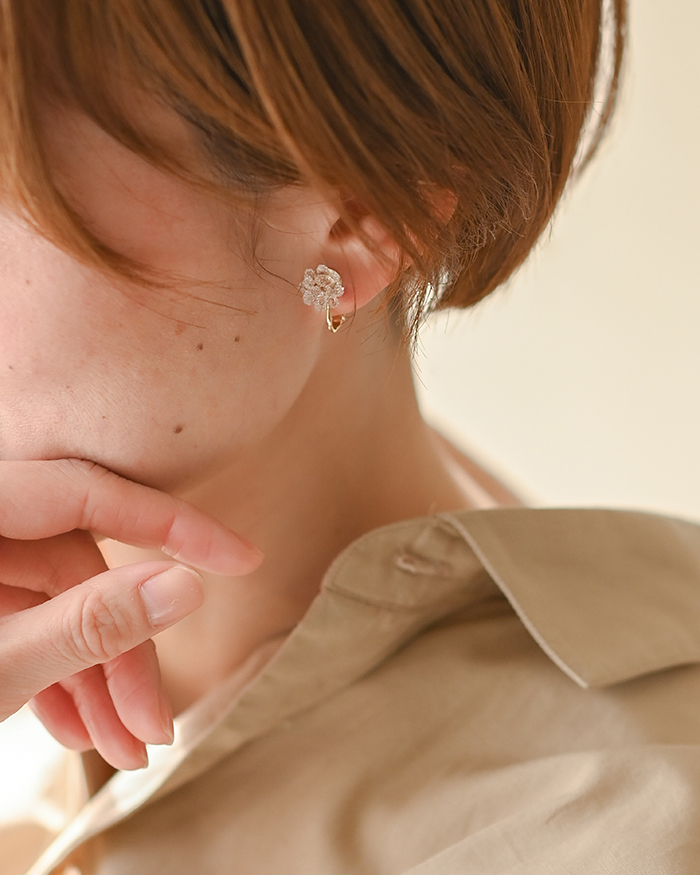 HARIO イヤリング ミモザ［HAP-MS-E］ ※離島への配送不可｜耐熱 ガラス アクセサリー ハリオ ランプワークファクトリー 職人 繊細 フォーマル カジュアル きれいめ おしゃれ 20代 30代 40代_FM25