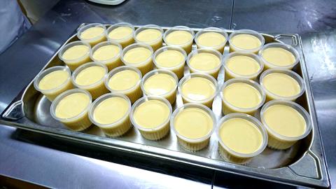 おみたまプリン 茨城の焼き芋4個入【茨城県共通返礼品／小美玉市】 ※着日指定不可 ※離島への配送不可 | プリン 焼き芋 菓子 お菓子 冷凍 おやつ スイーツ 取り寄せ お取り寄せ 贅沢 ご家庭用 手土産 ギフト 贈答 贈り物 お中元 お歳暮 プレゼント 茨城県 古河市 送料無料 _FB01