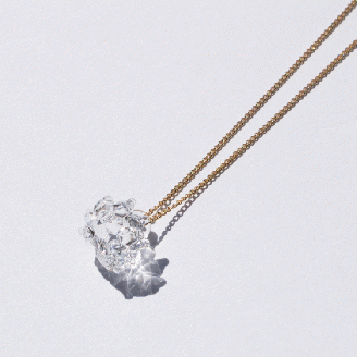 HARIO ネックレス「シロツメクサ」シリーズ［HAP-C-003］｜耐熱 ガラス アクセサリー ハリオ ランプワークファクトリー 職人 繊細 フォーマル カジュアル きれいめ おしゃれ 20代 30代 40代 _BD86