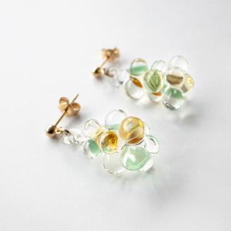 HARIO ピアス「イイダ傘店 コモレビ」シリーズ［HAII-KO-P］｜耐熱 ガラス アクセサリー ハリオ ランプワークファクトリー 職人 繊細 フォーマル カジュアル きれいめ おしゃれ 20代 30代 40代 _EB24