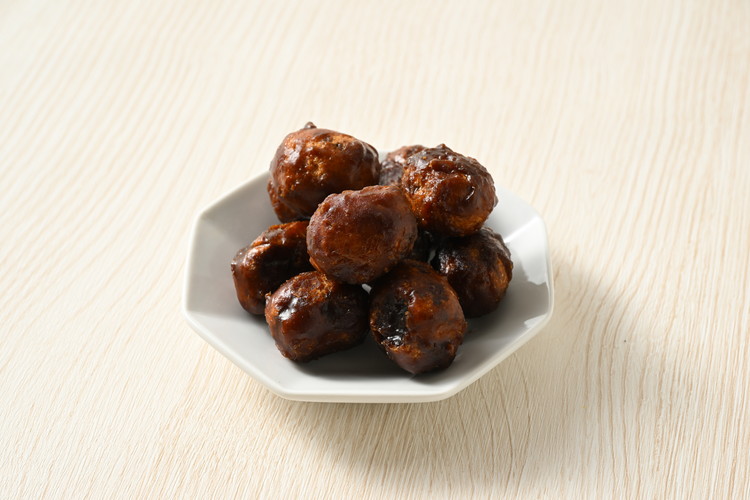 ミヤト製菓　コロ玉かりんとう黒 200g×12袋 ｜ かりんとう カリントウ 和菓子 菓子 スイーツ おやつ おいしい 定番 揚げ菓子 米油 老舗 お茶請け 黒糖 おかし 工場直送 お取り寄せ ギフト 贈答 贈り物 プレゼント ご褒美 茨城県 古河市_EF07