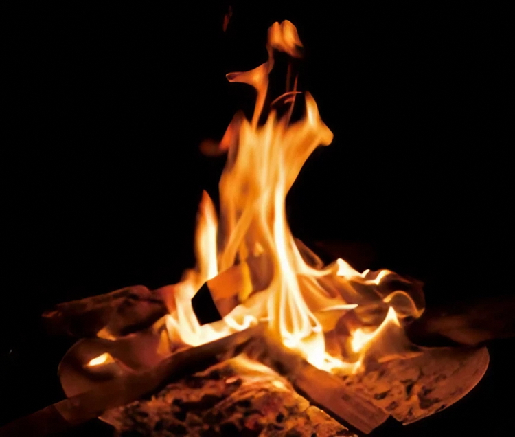 こがこもれびあーと ピアスセット　フラム・ホタル｜ピアス ハンドメイド 手作り 職人 おしゃれ 繊細 耐熱 ガラス ランプワークファクトリー ギフト プレゼント お祝い ご褒美 フォーマル カジュアル きれいめ 20代 30代 40代 茨城県 古河市 地域振興公社 _DP68