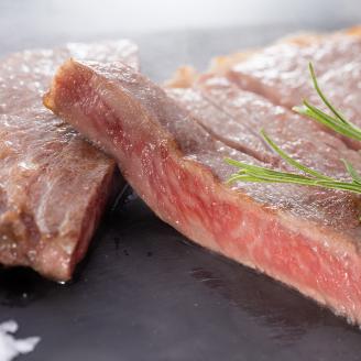 古河市で育った常陸牛！霜降サーロインステーキ2枚　計700g | 肉 牛肉 700グラム 2枚 国産 茨城県 ブランド 冷凍 焼肉 BBQ サーロイン 高級 贅沢 ギフト 贈答 贈答用 プレゼント 送料無料 _AO07 ※離島への配送不可