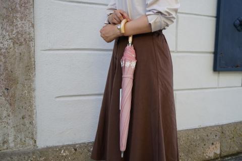 雪華模様の刺繍入り日傘（晴雨兼用・サイズ50ｃｍ・UV加工・麻50％綿50％）カラー：ピンク | 日傘 50センチ 晴雨兼用 UV加工 レディース 雪の結晶 ピンク おしゃれ かわいい スタイリッシュ 雨 梅雨 夏 日差し 日よけ 贈答 贈り物 プレゼント 父の日 母の日 お中元 お歳暮 御歳暮 茨城県 古河市 送料無料 _BL21