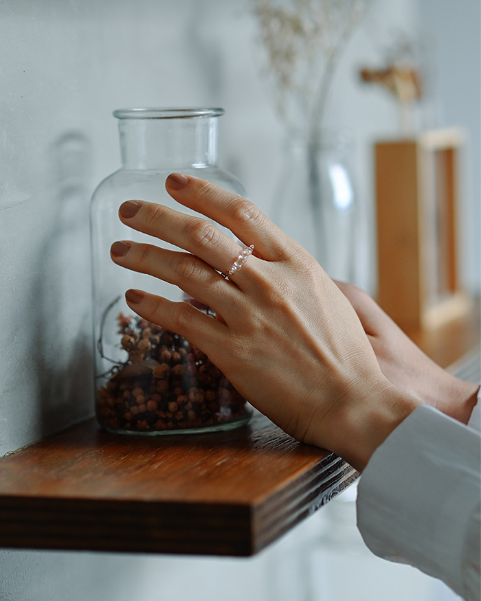 HARIO リング カラム［HAA-KM-003R］ ※離島への配送不可｜耐熱 ガラス アクセサリー 指輪 ハリオ ランプワークファクトリー 職人 繊細 フォーマル カジュアル きれいめ おしゃれ 20代 30代 40代_FM40