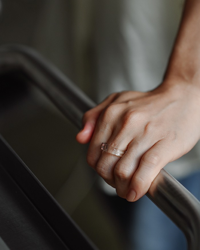 HARIO リング リプル （12-13号）［HAA-RI-001R］ ※離島への配送不可｜耐熱 ガラス アクセサリー 指輪 ハリオ ランプワークファクトリー 職人 繊細 フォーマル カジュアル きれいめ おしゃれ 20代 30代 40代_FM37