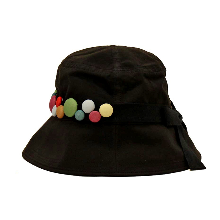 職人技が光るこだわりの綿クルミボタンバケットハット｜帽子 ぼうし ハット バケットハット バケハ 白茶 茜 灰黒 グレー 綿100％ 日よけ ギフト 贈答 プレゼント お祝い ご褒美 ※2025年4月上旬頃より順次発送予定_FS10