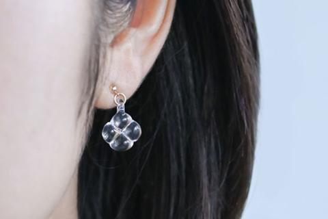 HARIO ネックレス＆ピアス セット「フローリス K10」シリーズ［HAP-FL-N-K10］［HAP-FL-P-K10］｜耐熱 ガラス アクセサリー ハリオ 職人 繊細 フォーマル カジュアル きれいめ おしゃれ 20代 30代 40代 _DL15