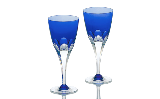カガミクリスタルのペアワイングラス〈ロイヤルブルーライン〉KPS803-72-CCB