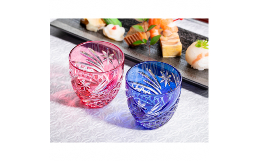 カガミクリスタルのペア冷酒杯(星芒)TPS735-2969-AB