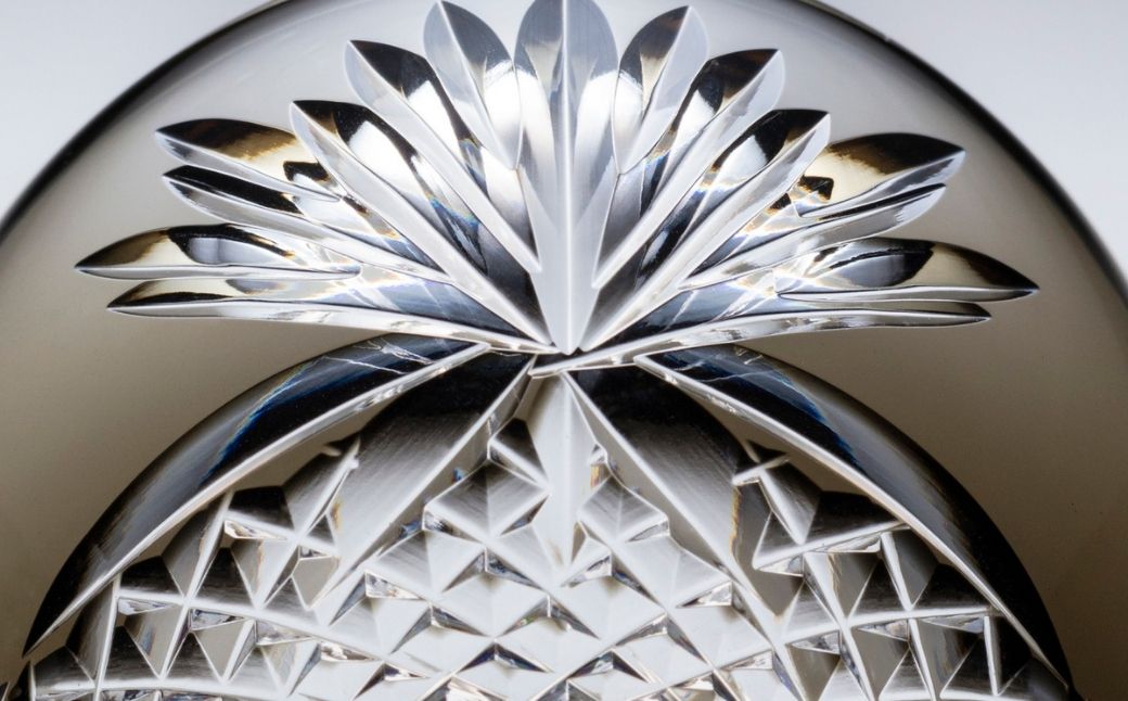 江戸切子 冷酒杯 月下美人 T535-2763-BLK| 江戸切子 クリスタルガラス 冷酒杯 日本酒 冷酒 盃 おちょこ お猪口 猪口 グラス 記念日 日本土産 伝統 日本製 プレゼント 贈り物 卒業祝い 就職祝い 記念品 贈答品 父の日 母の日 茨城県 龍ケ崎市