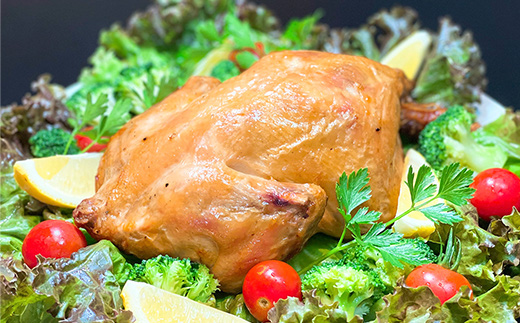 国産 丸鶏の特製ローストチキン1羽 （ 1kg以上 ）【 国産 鶏肉 とり肉 肉 チキン 冷凍 バーベキュー クリスマス 真空パック 人気 おすすめ 】[SZR]