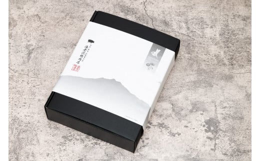 【 海老沢精肉店 】【 6か月 連続 お届け 】プレミアム 黒毛和牛合挽 生ハンバーグ 約 200g × 6個 ( 計 約1.2kg ) × 6回   【 至極の一品 極旨  定期便 冷凍 生 ハンバーグ 合挽 黒毛和牛 国産 豚肉 黄金比 国産豚 豚肉 牛肉 和牛 肉 お肉 北海道産 玉ねぎ 】