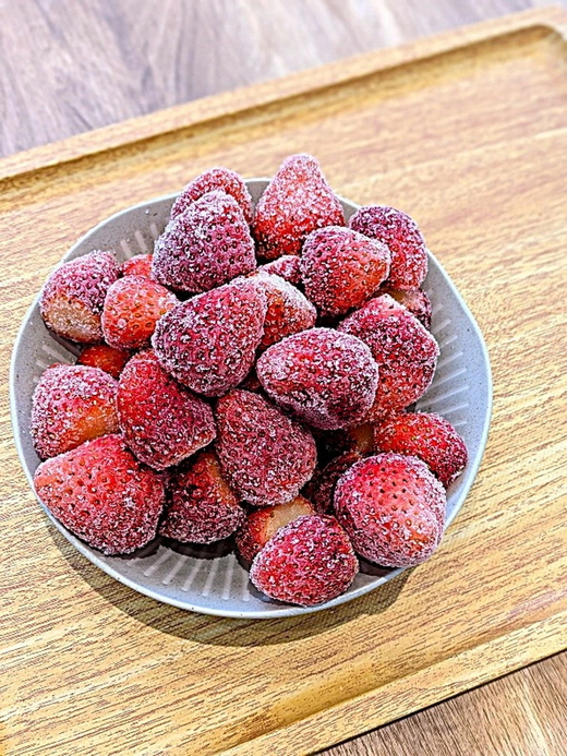 冷凍いちごとアイスクレープのセット ※離島への配送不可 年末年始 お中元 お歳暮 内祝い 快気祝い