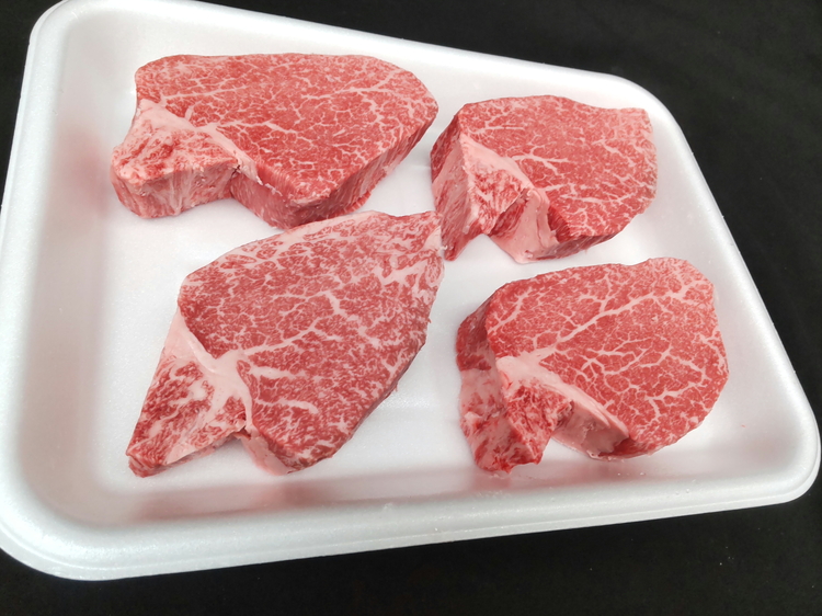 【天皇杯受賞】常陸牛 シャトーブリアン（200g前後×4枚）｜ひたちぎゅう ヒタチギュウ てんのうはい じゅしょう テンノウハイ ひれ ヒレ あかみ 赤身 アカミ ※沖縄県・離島への配送不可