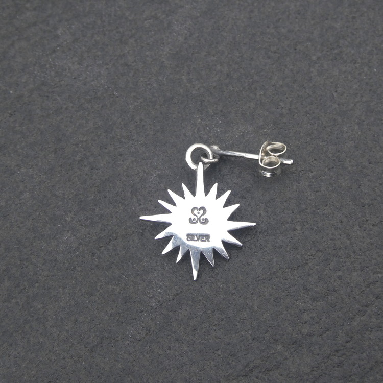 sun pierce サン ピアス ｜ シルバー アクセサリー 太陽 モチーフ 925 ハンドメイド ジュエリー アクセ ファッション 人気 シンプル ギフト プレゼント 年末年始 お中元 お歳暮 内祝い 快気祝い