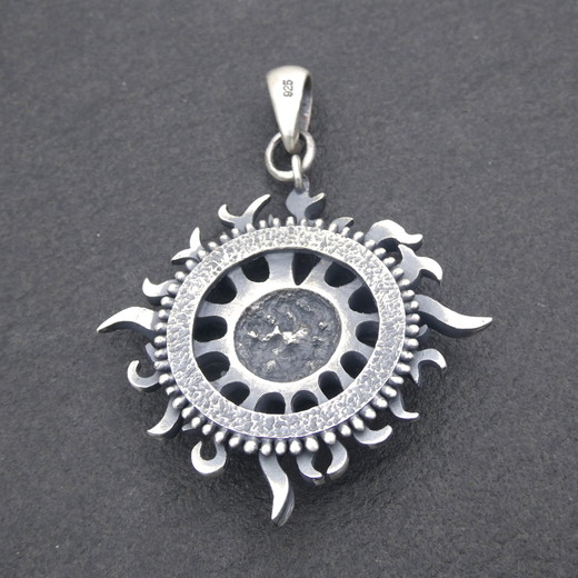 God sun pendant (silver)