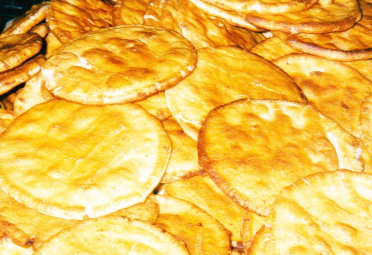 水海道せんべい18枚入り（しょう油10枚・サラダ8枚）