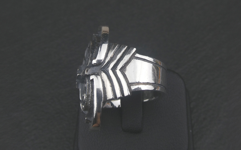 Medium oval cross  ring オーバル クロス リング ｜ リング 指輪 シルバーリング シルバー シルバー925 ハンドメイド 手作り ゆびわ りんぐ アクセサリー 十字架 モチーフ 925 選べる サイズ ジュエリー アクセ ファッション 人気 シンプル ギフト プレゼント 年末年始 お中元 お歳暮 内祝い 快気祝い