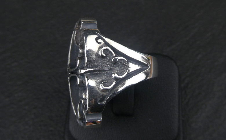 Oval cross  ring オーバル クロス リング ｜ リング 指輪 シルバーリング シルバー シルバー925 ハンドメイド 手作り ゆびわ りんぐ アクセサリー 十字架 モチーフ 925 選べる サイズ ジュエリー アクセ ファッション 人気 シンプル ギフト プレゼント 年末年始 お中元 お歳暮 内祝い 快気祝い