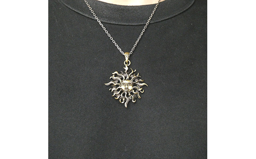 God sun pendant
