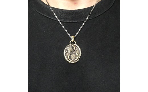 太陽と月 pendant