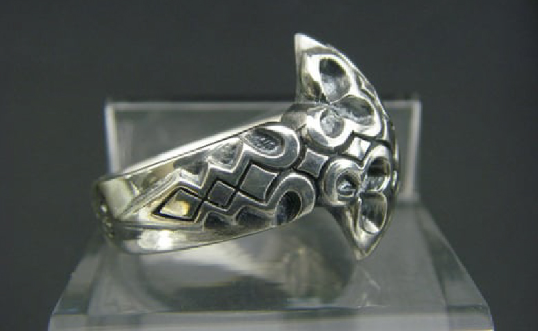 ZAN cross ring クロス リング ｜ 指輪 シルバー アクセサリー 十字架 モチーフ 925 ハンドメイド 選べる サイズ ジュエリー アクセ ファッション 人気 シンプル ギフト プレゼント 年末年始 お中元 お歳暮 内祝い 快気祝い