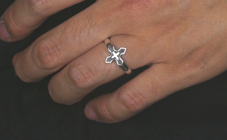 Small cross ring スモール クロス リング ｜ 指輪 シンプル な クロス の リング 普段使い しやすい モチーフ シルバー アクセサリー 十字架 925 ハンドメイド 選べる サイズ ジュエリー シンプル プレゼント 年末年始 お中元 お歳暮 内祝い 快気祝い