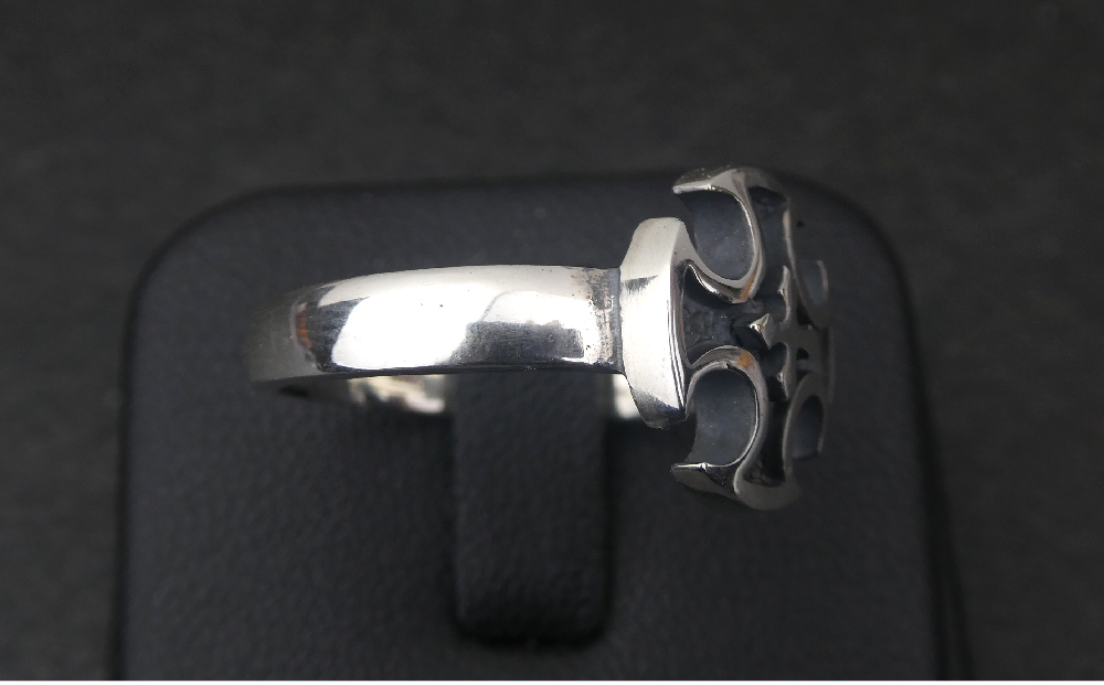 Iron cross ring アイアン クロス リング ｜ シンプル 指輪 普段使いしやすい モチーフ シルバー アクセサリー 十字架 925 ハンドメイド 選べる サイズ ジュエリー アクセ ファッション 人気 ギフト プレゼント 年末年始 お中元 お歳暮 内祝い 快気祝い