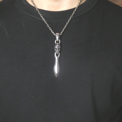 Symbol skull＋Sword pendant