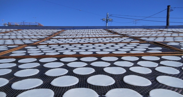 水海道せんべい18枚入り（しょう油10枚・サラダ8枚）