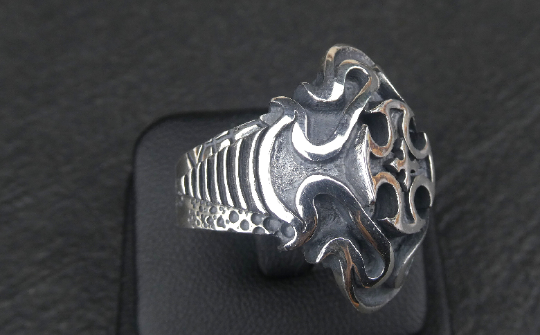 Double iron cross ring ダブル アイアン クロス リング ｜ リング 指輪 シルバーリング シルバー シルバー925 ハンドメイド 手作り ゆびわ りんぐ アクセサリー 十字架 モチーフ 925 選べる サイズ ジュエリー アクセ ファッション 人気 シンプル ギフト プレゼント 年末年始 お中元 お歳暮 内祝い 快気祝い