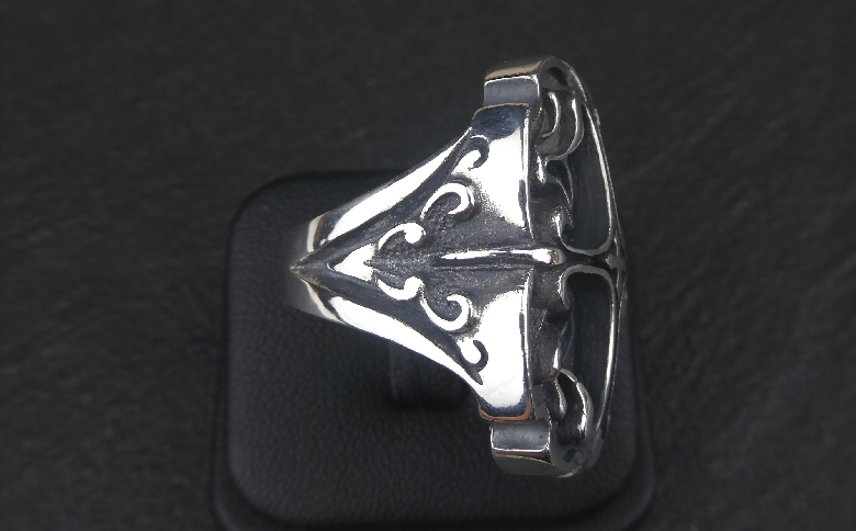 Oval cross  ring オーバル クロス リング ｜ リング 指輪 シルバーリング シルバー シルバー925 ハンドメイド 手作り ゆびわ りんぐ アクセサリー 十字架 モチーフ 925 選べる サイズ ジュエリー アクセ ファッション 人気 シンプル ギフト プレゼント 年末年始 お中元 お歳暮 内祝い 快気祝い