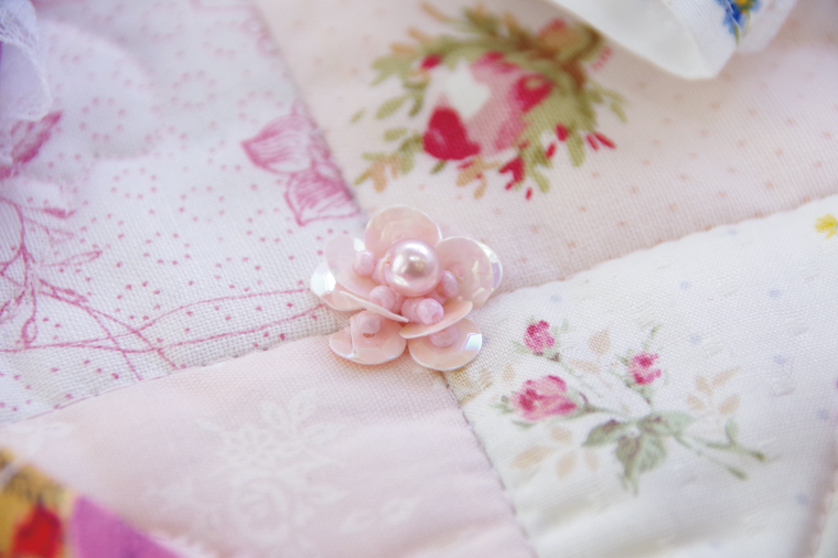 おやゆび姫の妖精ワンピース　タペストリー【手作り ハンドメイド 手芸】（CF105）