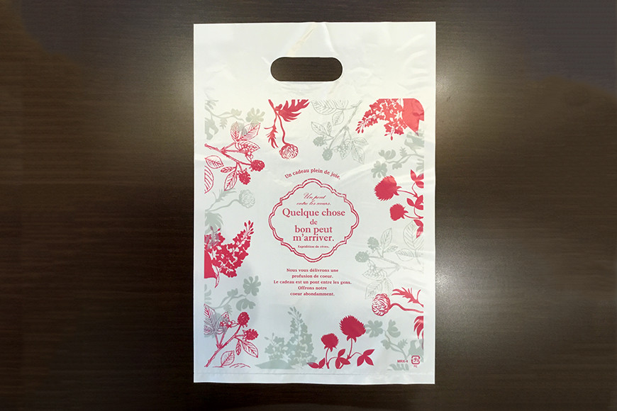 ビジュー缶(白) スール メープルクッキー缶 白 クッキー ビジュー 缶 手作り ギフト プレゼント 贈り物 かわいい おいしい 宝石 パンプルティンク 笠間市 茨城県