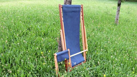《 受注生産 》布製 デッキ チェア 1脚 （ネイビー）【 フットレスト 付き 】 インテリア アウトドア キャンプ テラス 庭 家具 日用品 椅子 イス リクライニング 折りたたみ コンパクト 収納