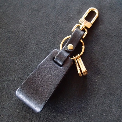ラフテール【 レザーチャームキーホルダー】ブラック　　