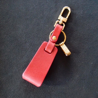 ラフテール【 レザーチャームキーホルダー】レッド　　