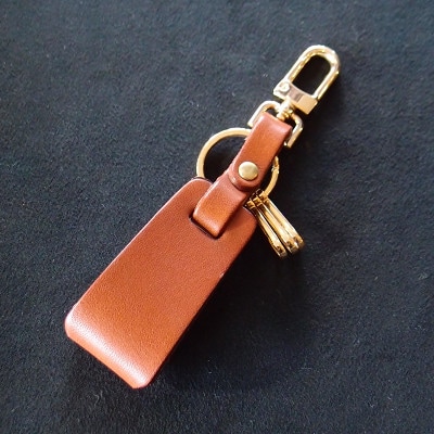 ラフテール【 レザーチャームキーホルダー】ライトブラウン　　