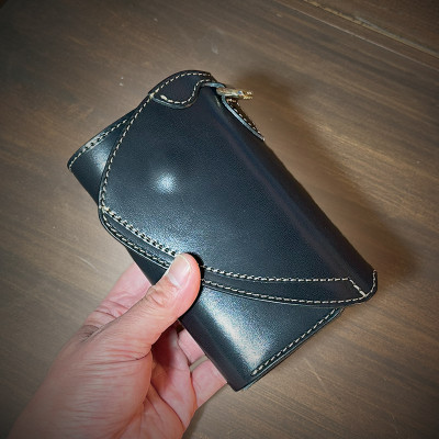 ラフテール【デュラブル　 ミドルウォレット　C-type】BK　　CW-SHE-DU-BK-C-M