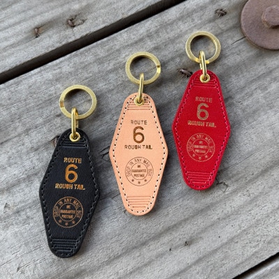 ラフテール【栃木レザー製牛革使用　モーテルキーホルダー】ナチュラル×ブラス