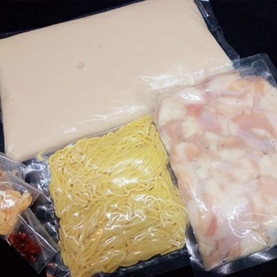 常陸名物あんこう鍋と国産和牛もつ鍋の鍋セット(各3～4人前)【配送不可地域：離島】